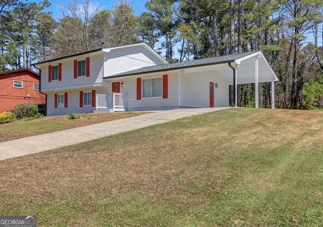 4th image of 7230 Connell Rd, Fairburn, GA 30213 | MLS# 10813138