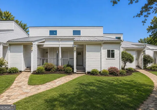 Photo 1 of Townhouse for sale at 265 Clearview Ct, Villa Rica, GA 30180 | MLS# 10826698 | Listing updated on 2026-09-09