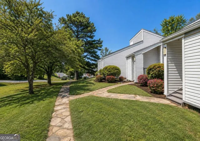 Photo 2 of Townhouse for sale at 265 Clearview Ct, Villa Rica, GA 30180 | MLS# 10826698 | Listing updated on 2026-09-09