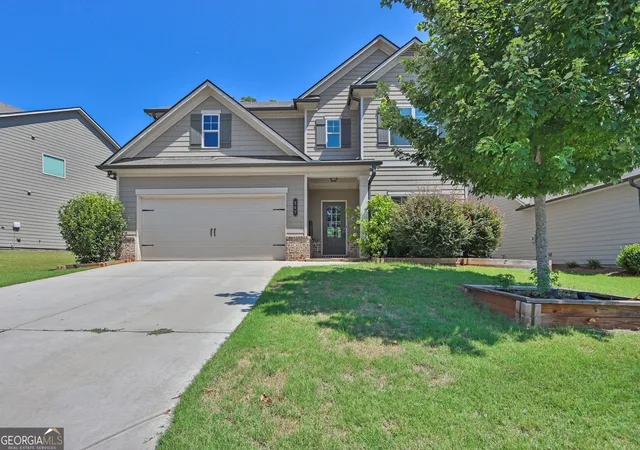 1st image of 567 Brighton Park Cir, Hoschton, GA 30548 | MLS# 10784617