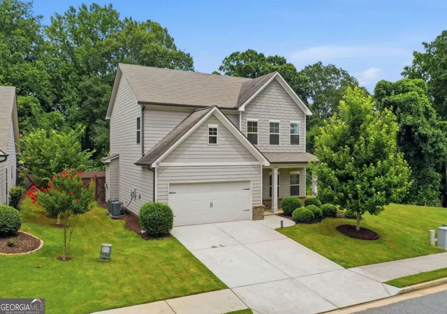 1st image of 896 Brighton Park Cir, Hoschton, GA 30548 | MLS# 10809386