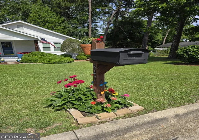 Photo 3 of Single family home for sale at 647 Grand St, Ashburn, GA 31714 | MLS# 10716803 | Listing updated on 2026-06-01
