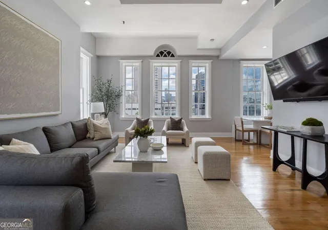 5th image of 30 5Th St Ne, Atlanta, GA 30308
