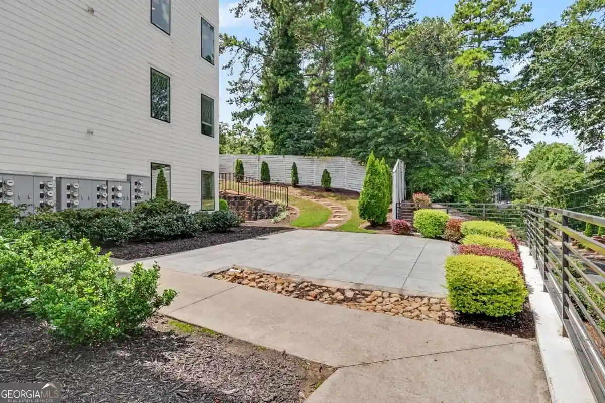 Listing Photo 30 - Condo for sale in 1155 Custer Ave Se located at 1155 Custer Ave Se, Atlanta, GA 30316 - Unit #110