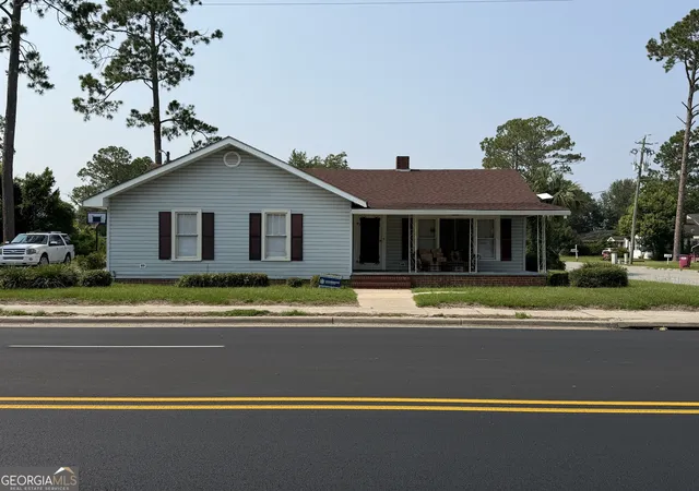 Photo 1 of Single family home for sale at 314 W 16th Street, Alma, GA 31510 | MLS# 10817000 | Listing updated on 2026-09-12