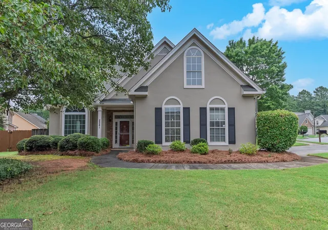 Photo 1 of Sale Pending at 2241 Mainsail Ct, Marietta, GA 30062 | MLS# 10816423 | Listing updated on 2026-09-21