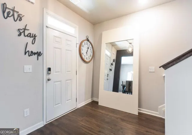 2nd image of 7184 Bedrock Cir, Lithonia, GA 30038 | MLS# 10817803