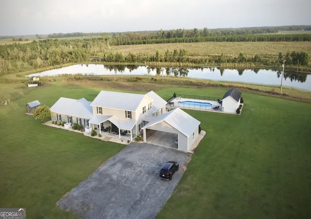 Photo 3 of Mansion for sale at 2495 & 2493 Broxton Hwy, Denton, GA 31532 | MLS# 10804257 | Listing updated on 2026-08-18