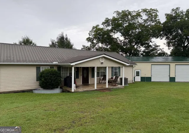 Photo 1 of Sale Pending at 550 Smith Starley Rd Ne, Mcintyre, GA 31054 | MLS# 10806239 | Listing updated on 2026-09-24