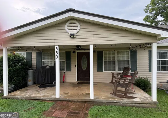 Photo 3 of Sale Pending at 550 Smith Starley Rd NE, Mcintyre, GA 31054 | MLS# 10806239 | Listing updated on 2026-09-24