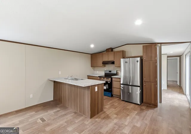 3rd image of 398 Hammontree Dr, La Fayette, GA 30728 | MLS# 10794913