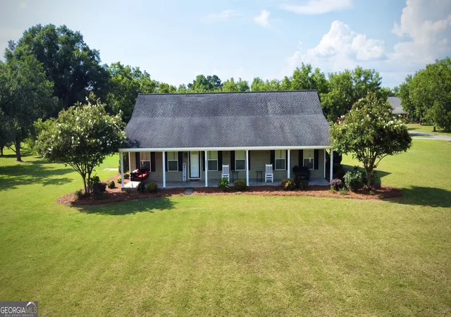 1st image of 2402 Zoar Rd, Baxley, GA 31513 | MLS# 10808379