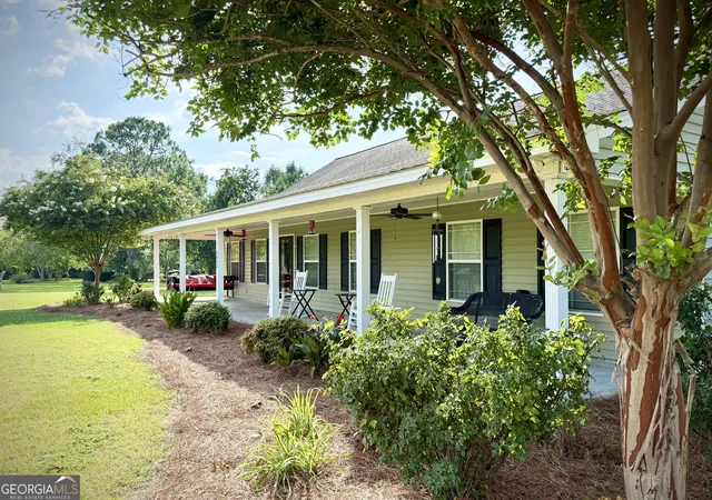 2nd image of 2402 Zoar Rd, Baxley, GA 31513 | MLS# 10808379