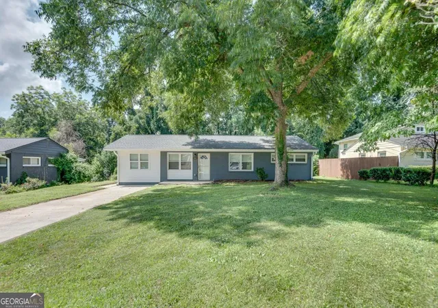 4th image of 3045 Lindon Ln, Decatur, GA 30033 | MLS# 10813690