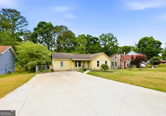 image of 10391 Wrens Dr, Jonesboro, GA 30238 | MLS# 10738513
