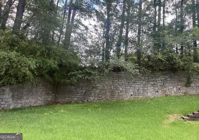 Photo 16 of Sale Pending at 589 Tarragon Ct Sw, Atlanta, GA 30331 | MLS# 10790551 | Listing updated on 2026-09-09
