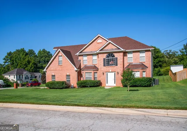 2nd image of 1731 Duren Fields Wy, Lithonia, GA 30058 | MLS# 10825722