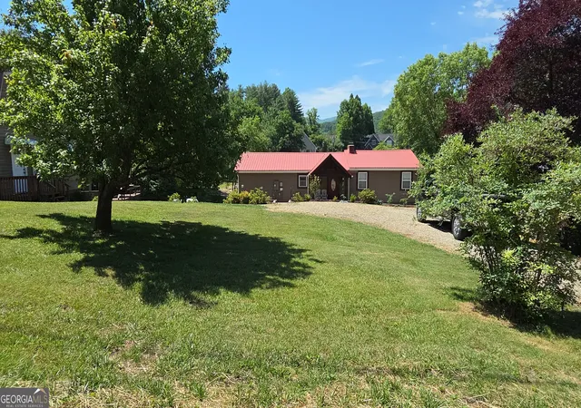 Photo 2 of Single family home for sale at 1693 Chatuge Shrs Rd, Hiawassee, GA 30546 | MLS# 10770523 | Listing updated on 2026-09-12