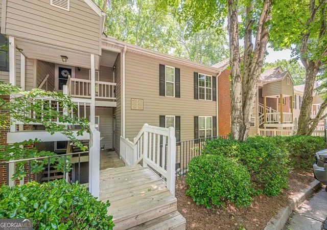Photo 2 of Condo for sale at 412 Teal Ct, Roswell, GA 30076 | MLS# 10779529 | Listing updated on 2026-10-08