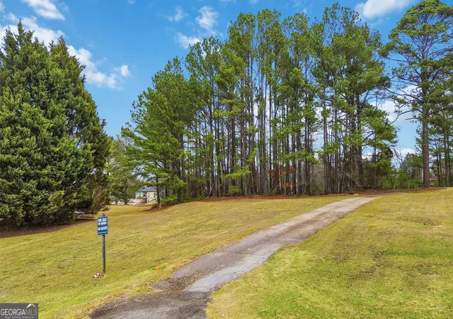 2nd image of 213 Eagles Landing Wy, Mcdonough, GA 30253 | MLS# 10762860