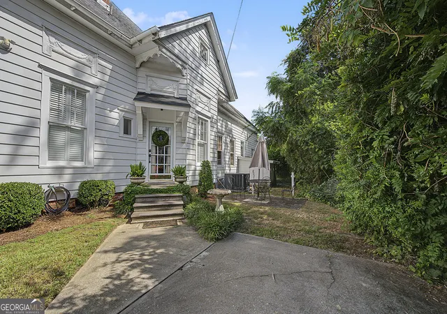 Photo 3 of Single family home for sale at 433 Church St Ne, Dawson, GA 39842 | MLS# 10827366 | Listing updated on 2026-09-06