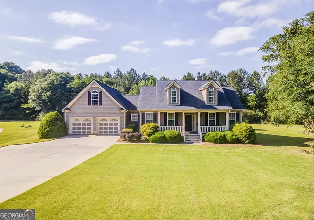 Homes for sale in Taylorsville, GA | 35 Applewood Ln, Taylorsville, GA 30178 | MLS# 10692090