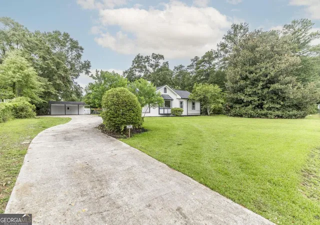 Photo 2 of Sale Pending at 7498 Columbus Rd, Lizella, GA 31052 | MLS# 10807886 | Listing updated on 2026-08-19