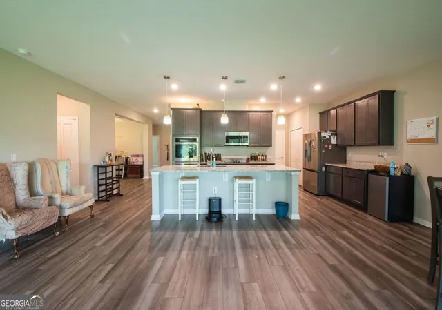 Photo 2 of Single family home for sale at 123 Breakwater Loop, Kingsland, GA 31548 | MLS# 10811872 | Listing updated on 2026-08-26