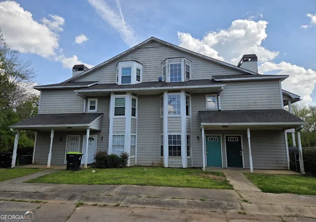 Homes for sale in Jonesboro, GA | 9460 Cypress Ln, Jonesboro, GA 30238 | MLS# 10723846