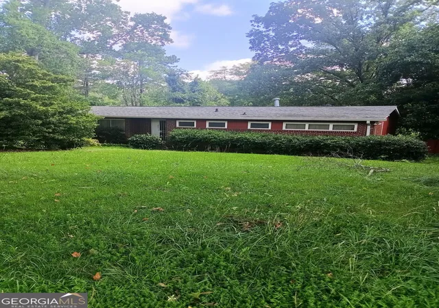Photo 1 of Sale Pending at 3479 Meadowlane Pl Sw, Atlanta, GA 30331 | MLS# 10811267 | Listing updated on 2026-09-15