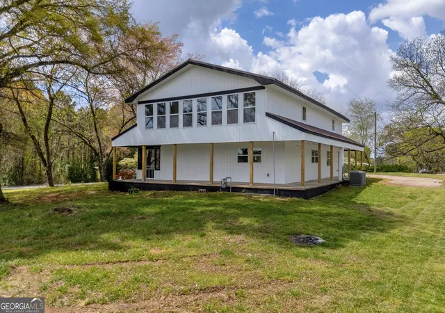 Photo 4 of Single family home for sale at 8606 Holly Springs Rd, Maysville, GA 30558 | MLS# 10805552 | Listing updated on 2026-09-10