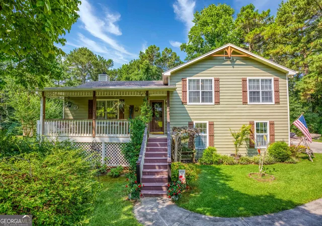 Photo 3 of Single family home for sale at 4234 Timber Tr Rd, Loganville, GA 30052 | MLS# 10816900 | Listing updated on 2026-09-21