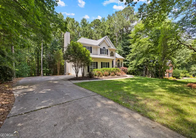 Homes for sale in Peachtree City, GA | 120 W Creek Ct, Peachtree City, GA 30269 | MLS# 10784322