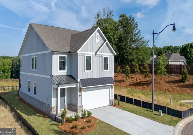 Photo 2 of Single family home for sale at 1895 Glasswing Ct, Marietta, GA 30066 | MLS# 10757932 | Listing updated on 2026-09-19