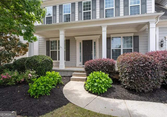 Photo 2 of Single family home for sale at 4385 Colchester Creek Dr, Cumming, GA 30040 | MLS# 10759936 | Listing updated on 2026-08-24