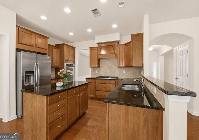 Photo 4 of Single family home for sale at 4385 Colchester Creek Dr, Cumming, GA 30040 | MLS# 10759936 | Listing updated on 2026-09-22