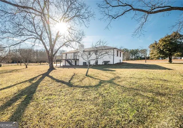 3rd image of 3241 Broadnax Mill Rd, Loganville, GA 30052 | MLS# 10820604