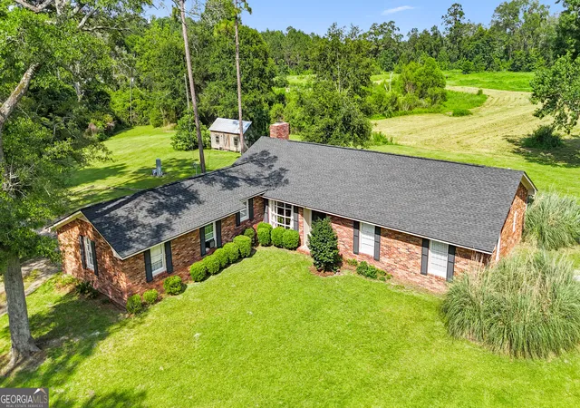 1st image of 212 Linwood Rd, Jesup, GA 31545 | MLS# 10815797