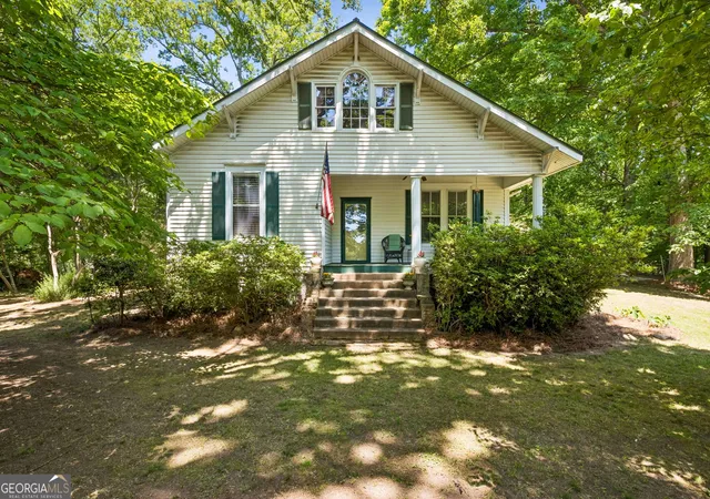 1st image of 329 Gilbert Rd, Jefferson, GA 30549 | MLS# 10760015
