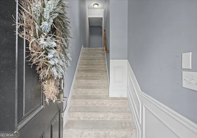 Photo 4 of Townhouse for sale at 3801 Chattahoochee Summit Dr SE #5, Atlanta, GA 30339 | MLS# 10875704 | Listing updated on 2026-10-30