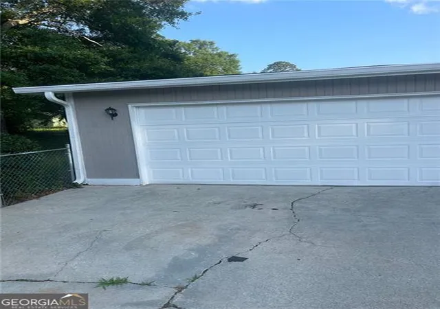 Photo 3 of Single family home for sale at 9226 Carlton Trl, Covington, GA 30014 | MLS# 10635557 | Listing updated on 2026-02-09