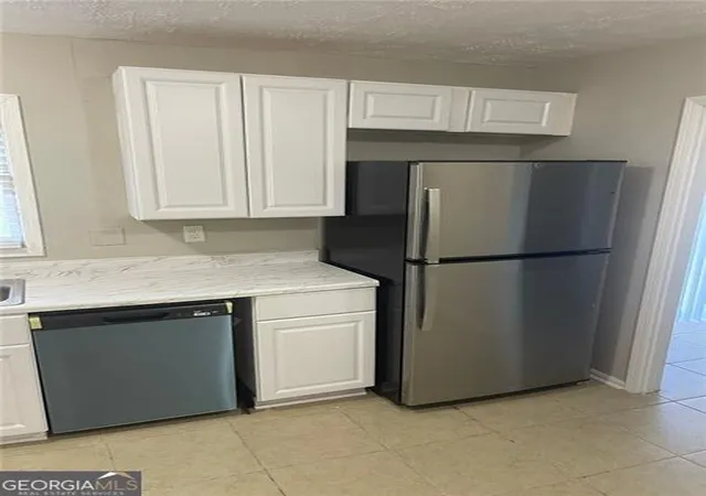 Photo 4 of Single family home for sale at 9226 Carlton Trl, Covington, GA 30014 | MLS# 10635557 | Listing updated on 2026-02-09