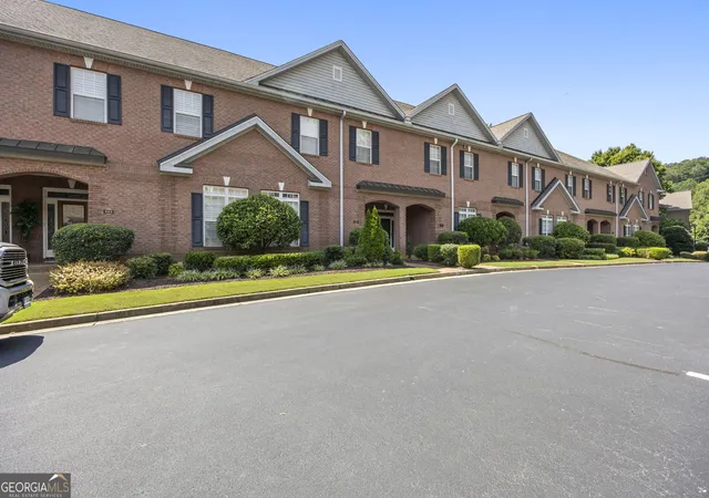 2nd image of 1950 Buford Dam Rd #304, Cumming, GA 30041 | MLS# 10830122
