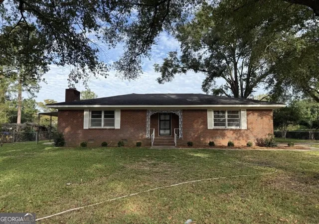 Photo 2 of Single family home for sale at 412 Roberson St, Dublin, GA 31021 | MLS# 10836825 | Listing updated on 2026-09-14