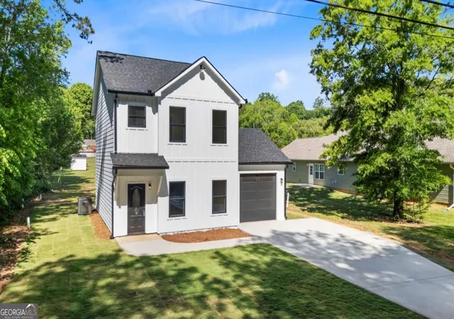 Photo 1 of Single family home for sale at 297 Wilshire Rd Ne, Rome, GA 30161 | MLS# 10821983 | Listing updated on 2026-08-22