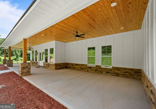 4th image of 1000 Foxcroft Dr, Lagrange, GA 30240 | MLS# 10690766