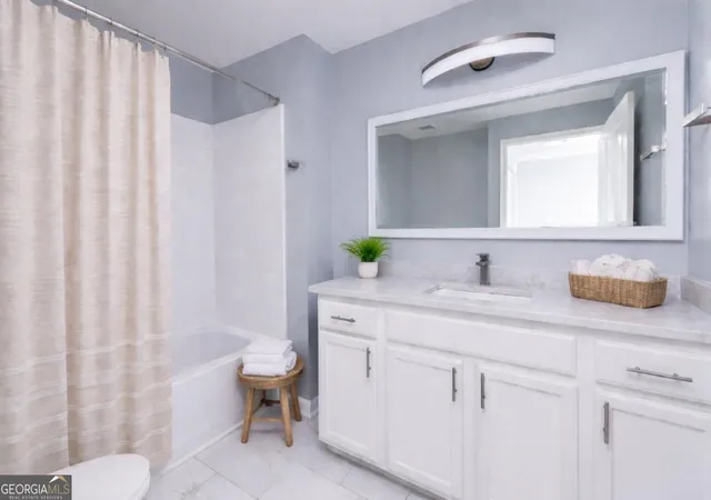 Photo 3 of Condo for sale at 3040 Peachtree Rd #613, Atlanta, GA 30305 | MLS# 10727559 | Listing updated on 2026-08-02