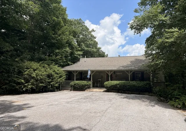 Homes for sale in Scaly Mountain, NC | 437 Highpoint Dr, Scaly Mountain, NC 28775 | MLS# 10707027
