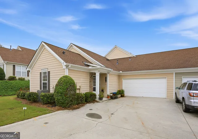 Homes for sale in Grayson, GA | 304 Gable Brook Dr, Grayson, GA 30017 | MLS# 10772626