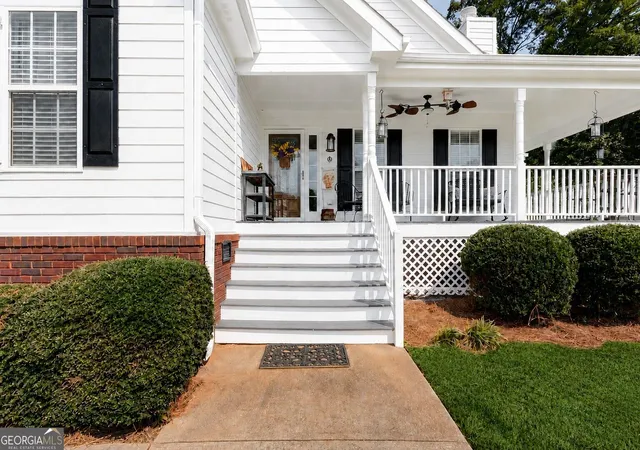 3rd image of 2037 Windfield Dr, Monroe, GA 30655 | MLS# 10825407
